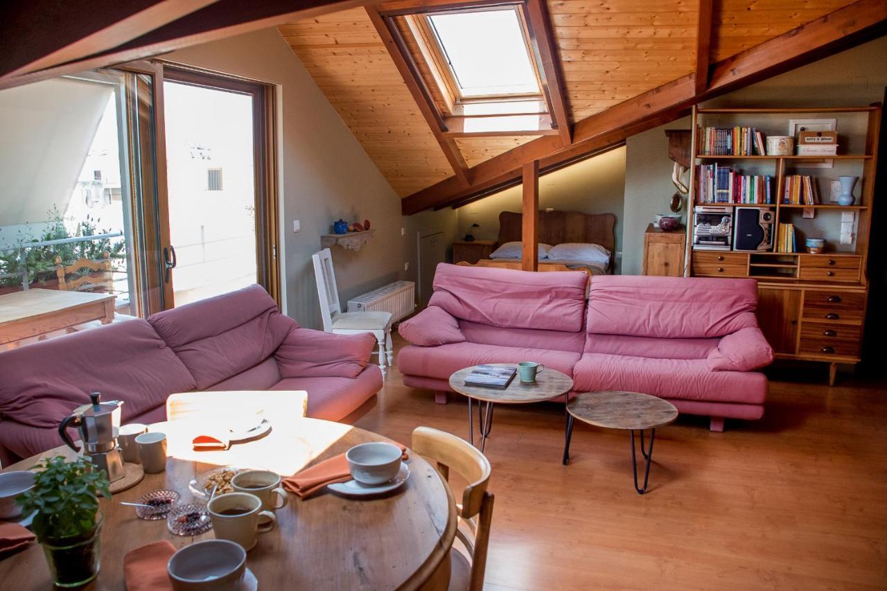 Country Style Attic In The Heart Of Preveza Lejlighed Eksteriør billede